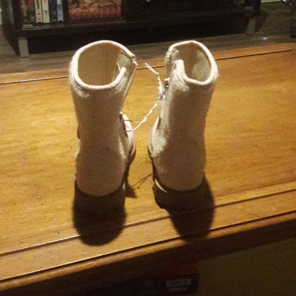 Girls boots - Picture 4 of 5